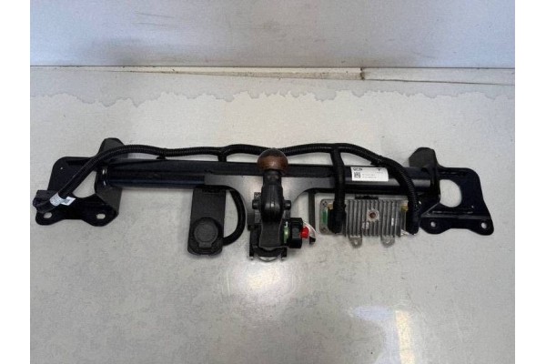 Trailer Hook Kit Rear Tesla Model Y Juniper 25 10072587010 Part manufacturer TESLA TECHNICS