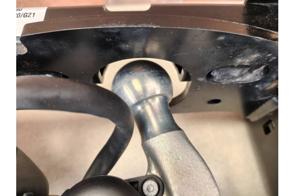 ELECTRIC TOW BAR WESTFALIA BMW 3 G20 G21 6879160 Quality of parts according to GVO O original with manufacturer s logo OE