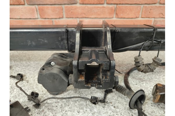 Pull out hook vertical with lock fits ALFA ROMEO STELVIO 12 16 Car type 4x4 SUV passenger cars