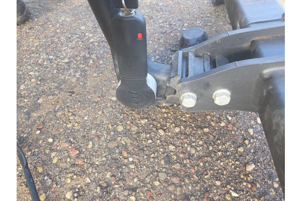 DETACHABLE HOOK BMW X5 F15 180KW LEFT SIDE 1617T60 Catalog number of the original 55R0115