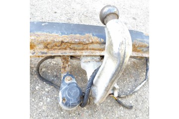 DETACHABLE HOOK BMW 5 E60 E61 173KW LEFT SIDE 6758700 Catalog number of the original 6952615
