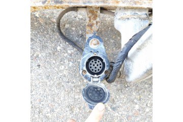 DETACHABLE HOOK BMW 5 E60 E61 173KW LEFT SIDE 6758700 Quality of parts according to GVO O original with manufacturer s logo OE