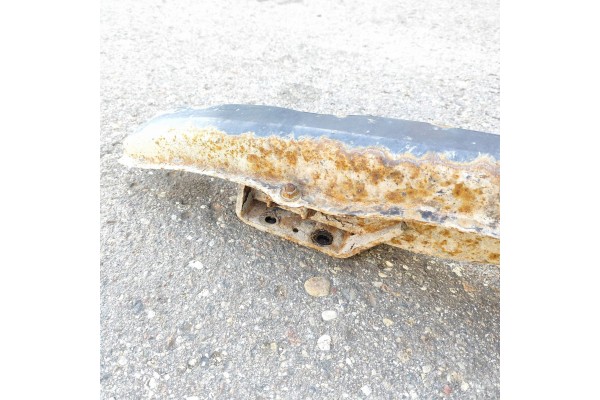 DETACHABLE HOOK BMW 5 E60 E61 173KW LEFT SIDE 6758700 Customs tariff code 87089997