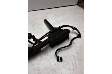 TOWBAR A4 B9 8W0800491M MODULE 4M0907383F CONDITION BDB ORIGINAL Color gray