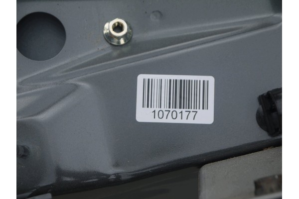 MAZDA CX-30 23R DACH Pilares Largos 46G