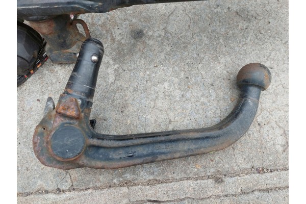Towing Hook Removable Socket Set Croma II Catalog number of the part Hak Holowniczy Komplet Croma II 1 9 JTD