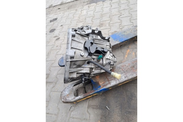 GEARBOX RENAULT HIT III LIFT 23R 2 0 DCI PF6082 320105040R Catalog number of the part PF6082 320105040R