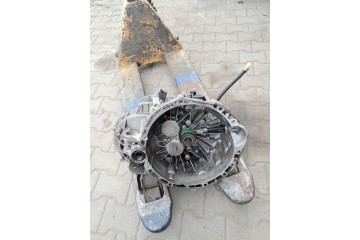 GEARBOX RENAULT HIT III LIFT 23R 2 0 DCI PF6082 320105040R Transmission type manual