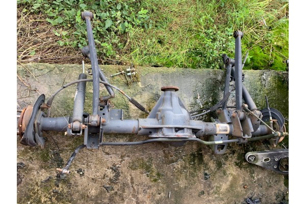BRIDGE REAR SUSPENSION JEEP WRANGLER JK 2 8 CRD DIFFER 3 92 p68142577af T C