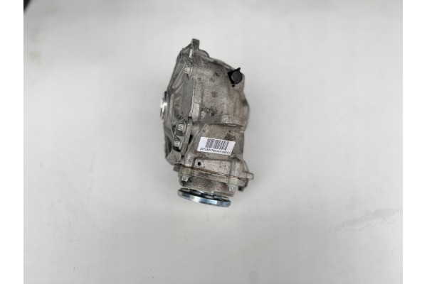 BRIDGE FRONT DIFFERENTIAL 2213301102 MERCEDES W204 X204 3 92 Part manufacturer Mercedes Benz OE