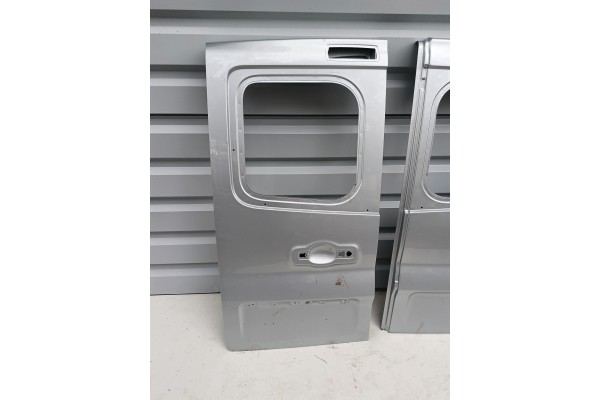 Renault Trafic III VIVARO B rear door right wing new oe KONIN Quality of parts according to GVO O original with manufacturer s l