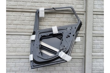 BMW 5 V G31 COMBI DOOR REAR RIGHT BARE NEW ORIGINAL Packaging status original