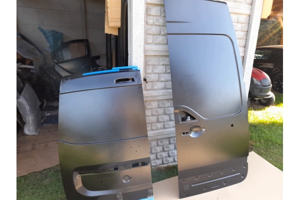 DOOR RIGHT REAR MASTER III IV MOVANO NV400 ORG NEW