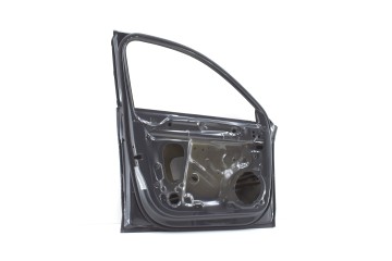 AUDI A4 B9 LIFT 8IN0 DOOR LEFT FRONT ORG Car type passenger cars