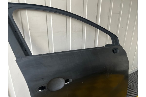 Puerta Delantera Derecha Renault Captur II (Lado Pasajero) - Pieza Ori