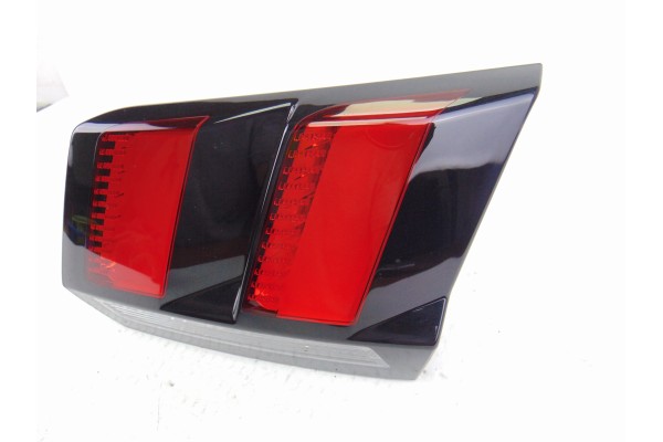 9810477780 PILOTO TRASERO DERECHO INTERIOR PEUGEOT 3008