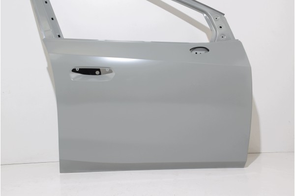 BMW 2 U06 Right Door Front Original Brand New Part manufacturer BMW OE