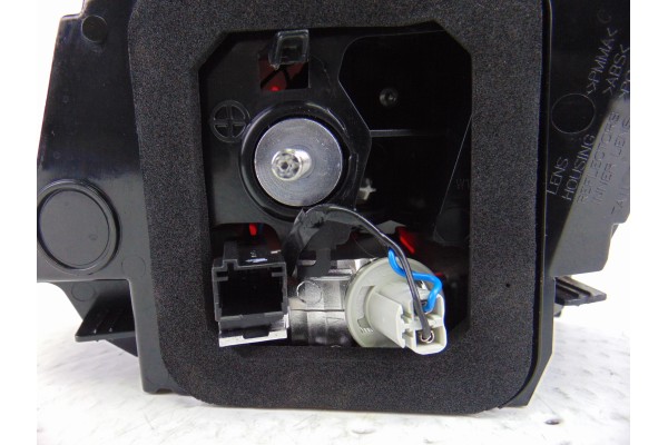 9810477880 PILOTO TRASERO IZQUIERDO INTERIOR PEUGEOT 3008