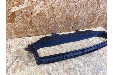 BUMPER GRILLE REAR Porsche Macan 95B 95b8079251e0 Car type passenger cars