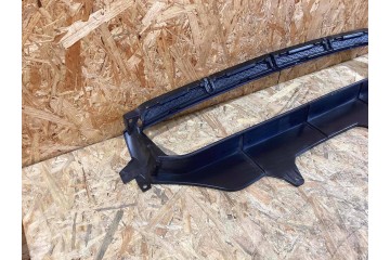 BUMPER GRILLE REAR Porsche Macan 95B 95b8079251e0 Part manufacturer Porsche OE