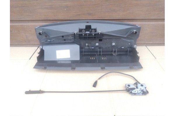 VW T7 MULTIVAN 7T0 REINFORCEMENT UPPER BELT FRONT ZIPPER MASK BEAM FRONT Catalog number of the part 7T0805588A 7T0823531A 7T0805