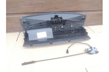 VW T7 MULTIVAN 7T0 REINFORCEMENT UPPER BELT FRONT ZIPPER MASK BEAM FRONT Part manufacturer Volkswagen OE