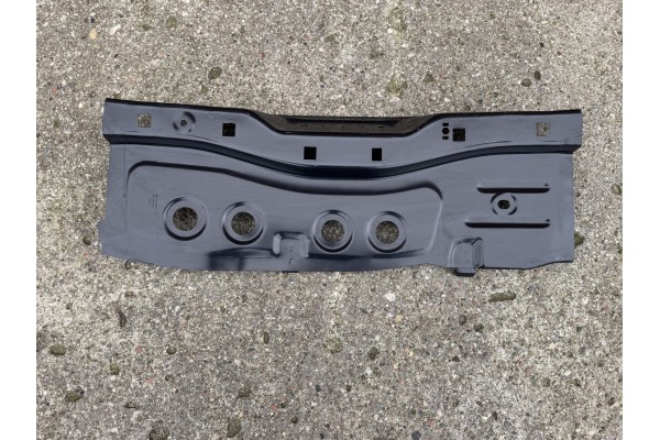 Skoda Fabia 3 III station wagon 14 Belt rear center wall lower reinforcement 6V9 Catalog number of the part 6V9813301 7playa7