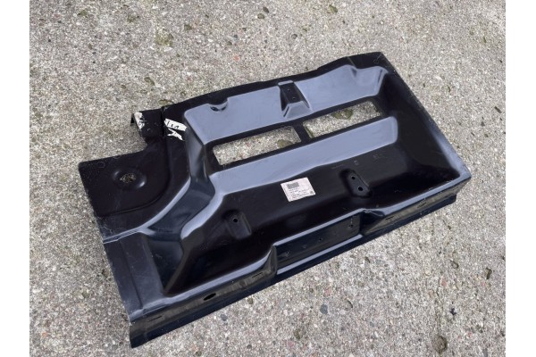 Skoda Fabia 3 III HB 14 Belt rear center wall lower reinforcement 6V6 5D Quality of parts according to GVO O original with manuf