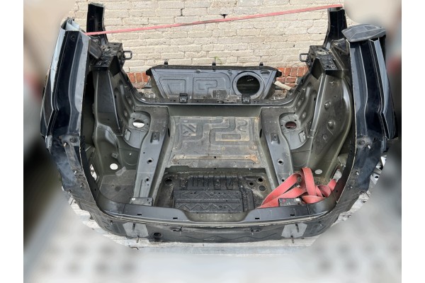 BMW X3 F25 QUARTER BATH TRUNK RECESS REAR BELT BODY TRUNK