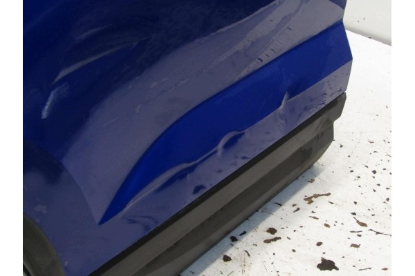 REAR DOOR RIGHT REAR LV5F SEAT ATECA 1529 Installation side rear right