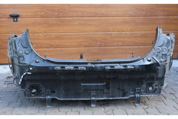 Hyundai Ioniq Hybrid rear seat belt floor pan floor section NKA 2018 Bydgoszcz