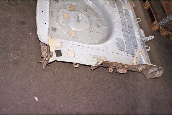 Parachoques Trasero WE345 para Ford Focus Mk4 Familiar
