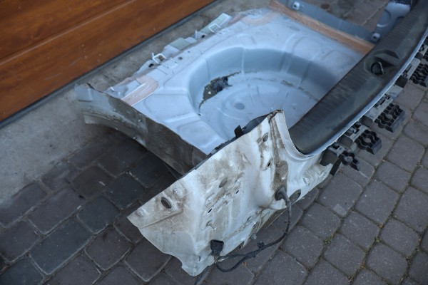 Renault Clio V belt rear bath floor Ad Blue OV369 Bydgoszcz 2020r Packaging status no packaging