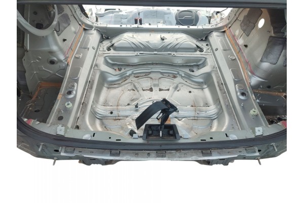 REAR BELT BATH VOLVO S90 II 2016 2020 SEDAN PAINT CODE 711 16 Product weight with unit packaging 45 kg