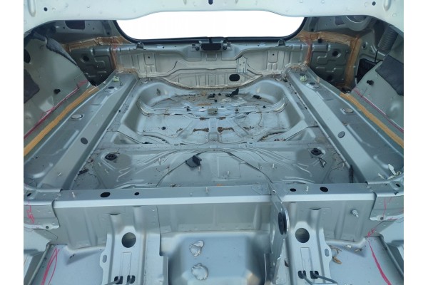 REAR BELT BATH VOLVO S90 II 2016 2020 SEDAN PAINT CODE 711 16 Car type passenger cars