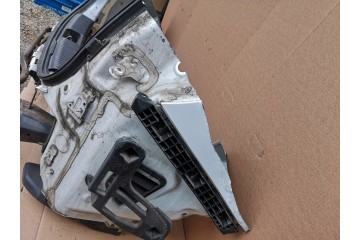 KIA CEED II LIFT 15 18 REAR BELT COMPLETE REAR PANEL COMPLETE STATION WAGON SW Part manufacturer Kia OE