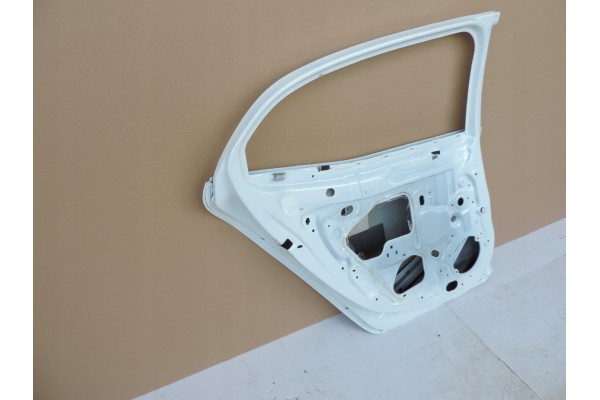 Puerta Trasera Izquierda Renault Megane IV