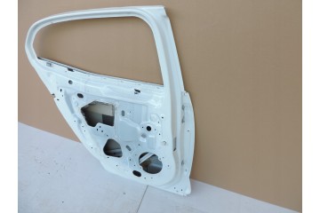 Puerta Trasera Izquierda Renault Megane IV