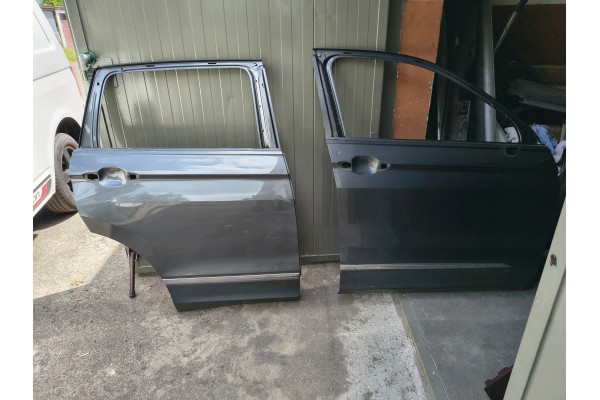 VW TIGUAN II DOOR RIGHT FRONT 5NA831312E VERY NICE