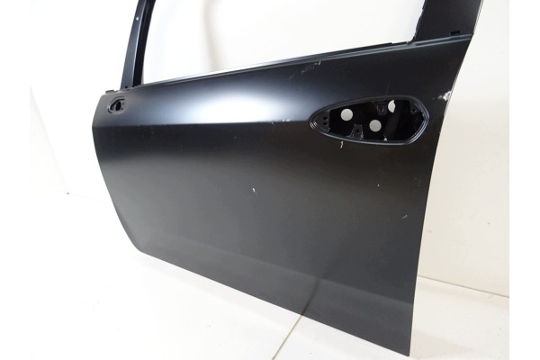 FIAT GRANDE PUNTO EVO HB 5D DOOR LEFT FRONT NEW ORIGINAL 51846215 Car type passenger cars