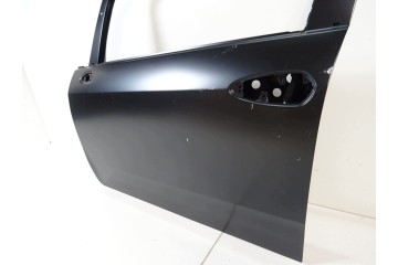 FIAT GRANDE PUNTO EVO HB 5D DOOR LEFT FRONT NEW ORIGINAL 51846215 Car type passenger cars