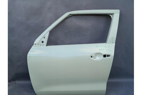 SUZUKI SWIFT MK8 18 FRONT DOOR LEFT ORYG