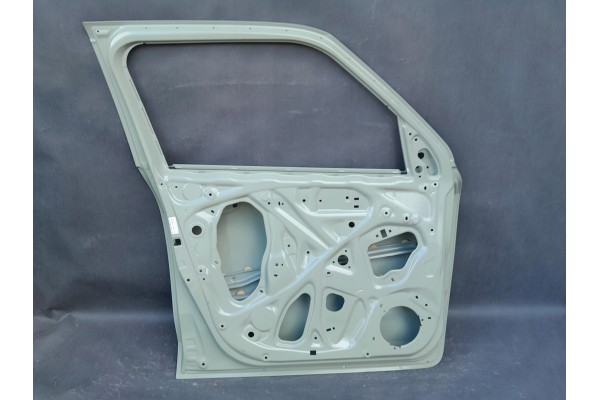 SUZUKI SWIFT MK8 18 FRONT DOOR LEFT ORYG Car type passenger cars