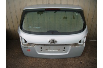 KIA VENGA 09 TAILGATE 2R Packaging status replacement