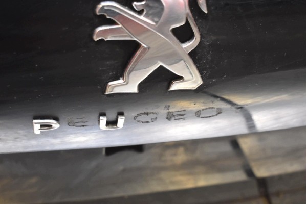 Tapa trasera del maletero KTV para Peugeot 308 II 2 T9 SW Familiar 201