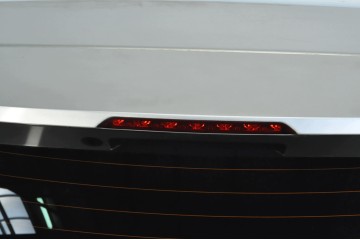 Tapa Trasera del Maletero para Opel Mokka (Código de Color 100UM)