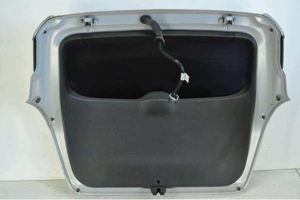 Tapa Trasera del Maletero para Opel Mokka (Código de Color 100UM)