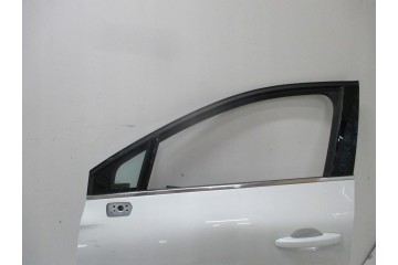Door RENAULT CAPTUR II left front BSZ Catalog number of the part DRZWI LP CAPTUR 1576