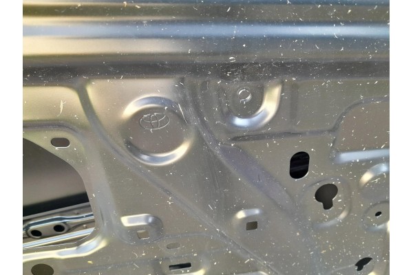 TOYOTA YARIS III 3D 11 DOOR LEFT ORYG Customs tariff code 87082990