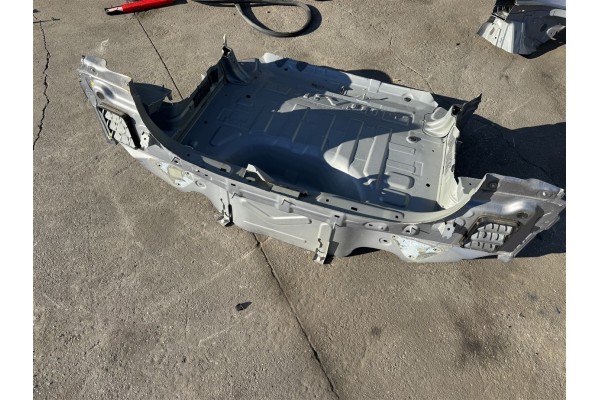BELT REAR BATH REAR BODY ELECTRICIAN OPEL MOCHA B 20 26R PAINT NO KCA Car type 4x4 SUV passenger cars